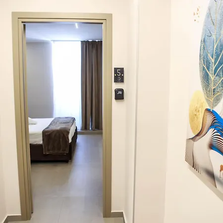Suites&rooms Piazza Dei Martiri * Catania