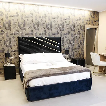 Suites&rooms Piazza Dei Martiri