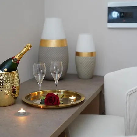 Bed & Breakfast Suites&rooms Piazza Dei Martiri Catania