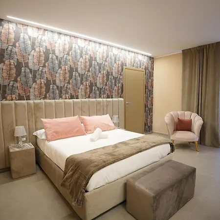 Suites&rooms Piazza Dei Martiri 4* 卡塔尼亚