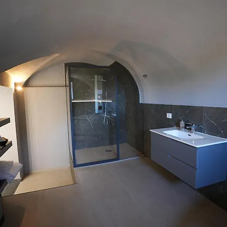 Suites&rooms Piazza Dei Martiri 卡塔尼亚