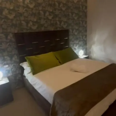 Suites&rooms Piazza Dei Martiri * Catania