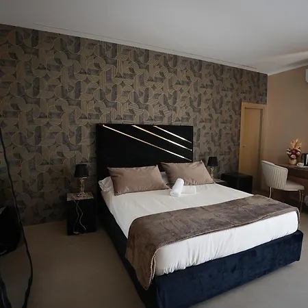 Suites&rooms Piazza Dei Martiri 4* 卡塔尼亚