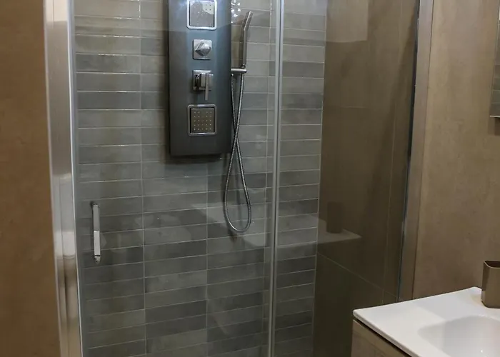 Bed & Breakfast Suites&rooms Piazza Dei Martiri 4*