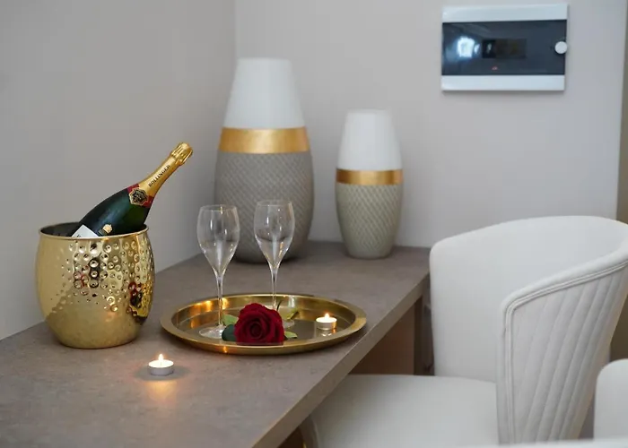 Bed & Breakfast Suites&rooms Piazza Dei Martiri Catania