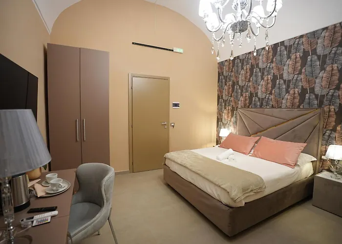 Suites&rooms Piazza Dei Martiri Bed & Breakfast